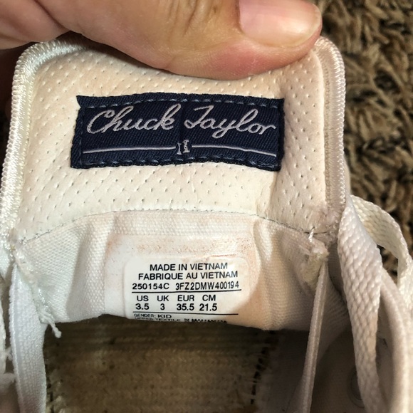 Gently used kids converse - Picture 5 of 5